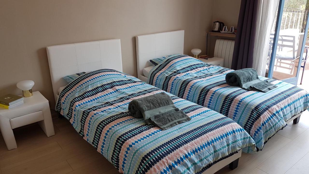 コアラーズ Le Domaine De La Feuilleraie Bed & Breakfast エクステリア 写真